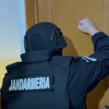 img Descoperire șocantă în județul Cluj: 17 kilograme de droguri găsite în portbagajul unei mașini