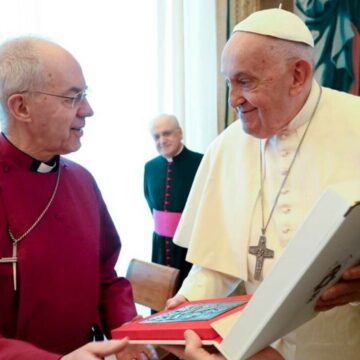 img Scandalul demisiei liderului Bisericii Anglicane