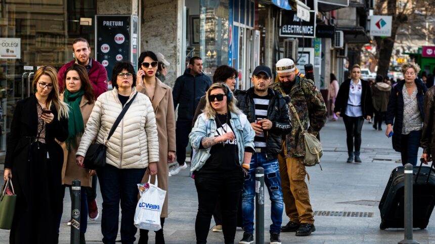 img Klaus Iohannis a promulgat legea privind salariul minim european. Cum va fi stabilit