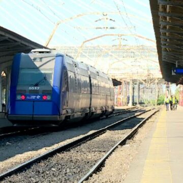 img Harta trenurilor în timp real din România