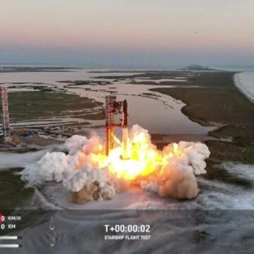 img Industria călătoriilor extraterestre și cursa spațială privată