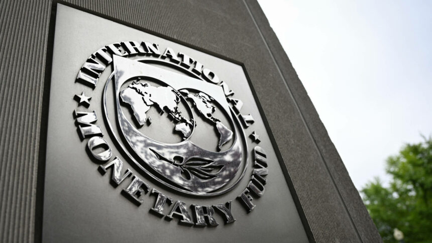 Decizia PSD de a nu participa la guvernare aruncă România în brațele FMI