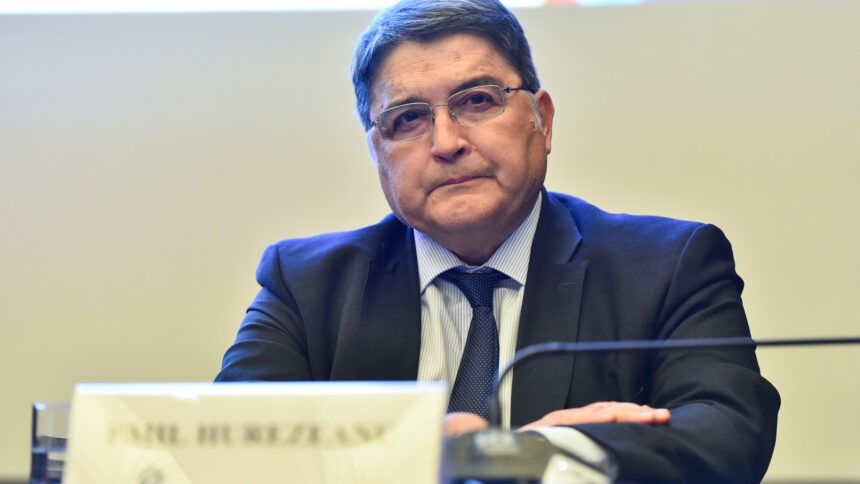 Emil Hurezeanu a refuzat propunerea de a candida la Preşedinţie