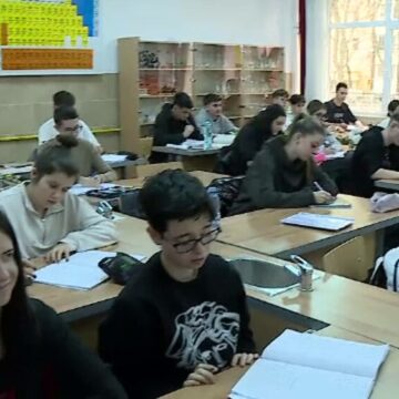 img Realitatea tristă a educației românești: diferențele între elevii de la țară și cei de la oraș