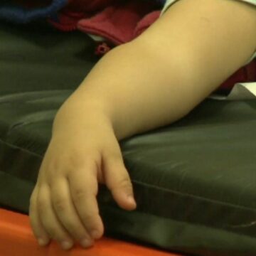 Tragedie în Prahova: Părinții condamnați pentru omorul fetiței lor prin opărire intenționată