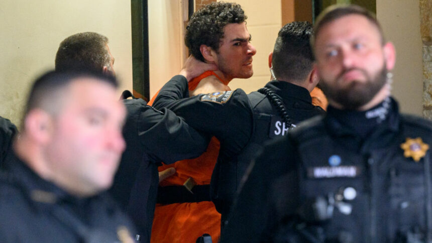 img Luigi Mangione, acuzat de uciderea directorului UnitedHealth, se declară nevinovat de crimă teroristă