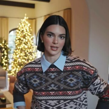 img Cum arată casa lui Kendall Jenner decorată pentru Crăciun