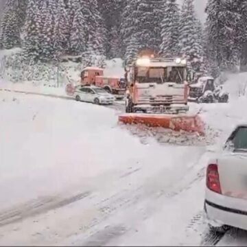 img Avertizare meteo: Trei sferturi de tara se confrunta cu ninsori si viscol
