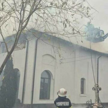 img Incendiu la o biserică din județul Argeș