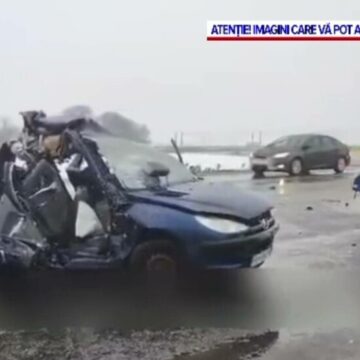 Tragedie pe drumul European 85 din Vrancea: Un adolescent de 15 ani și mama lui au murit într-un accident grav
