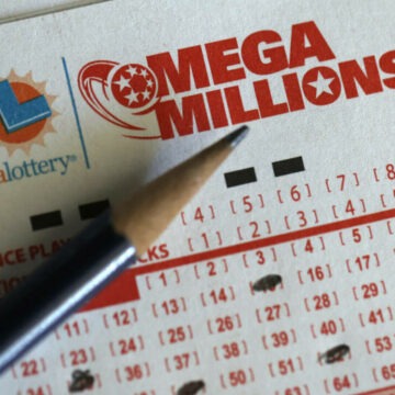 img Câștigat marele premiu al loteriei Mega Millions în valoare de 1,22 miliarde de dolari