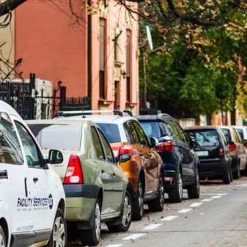 img Taxe mai mari pentru locurile de parcare din București