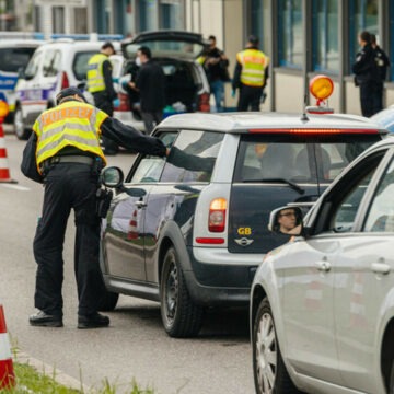 img Germania prelungește controalele la frontierele Schengen