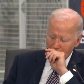 img Președintele Joe Biden a adormit la o întâlnire cu liderii africani din Angola