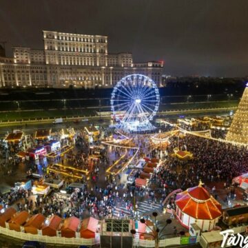 img Târgul de Crăciun din Piața Constituției – atmosferă festivă și bunătăți tradiționale
