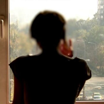 Drama unei educatoare din Suceava abuzate de sot cu lopata