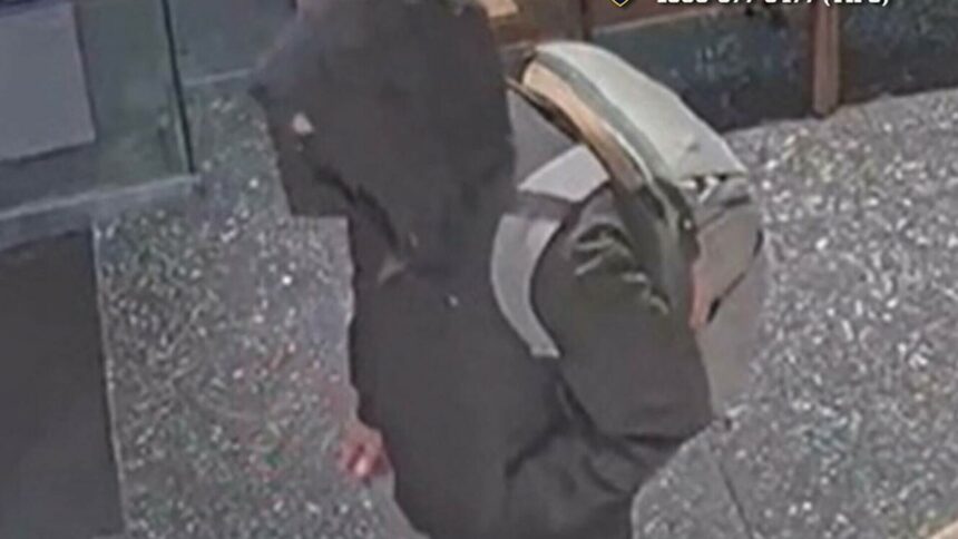 Crima in plina strada: Cine l-a ucis pe Brian Thompson si ce scria pe cartusele gloantelor