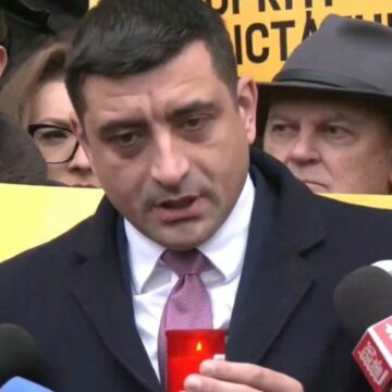 Aprinderea luminarilor pentru democratie in Romania