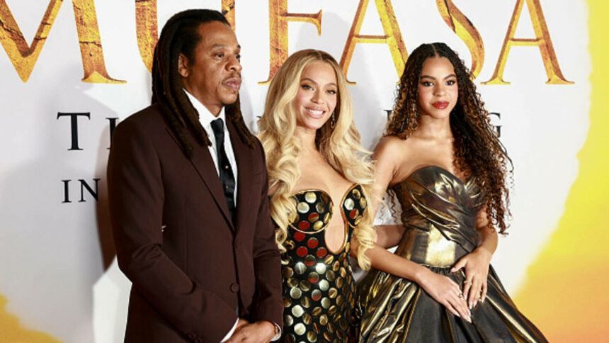 img Beyoncé și Jay-Z, alături de fiica lor de 12 ani pe covorul roșu, la o zi după ce rapperul a fost acuzat că a violat o minoră