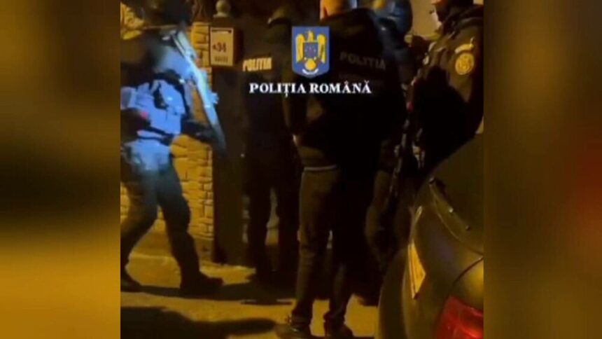 img Percheziții la cămătari, în Prahova. Cum au încercat doi frați să obțină peste 200.000 de euro de la o singură victimă