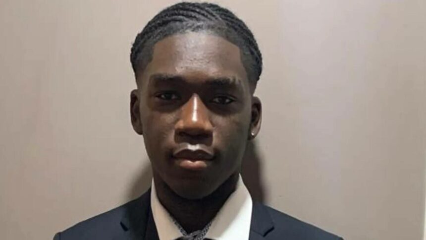 img Tânărul de 18 ani blocat în Dubai din septembrie