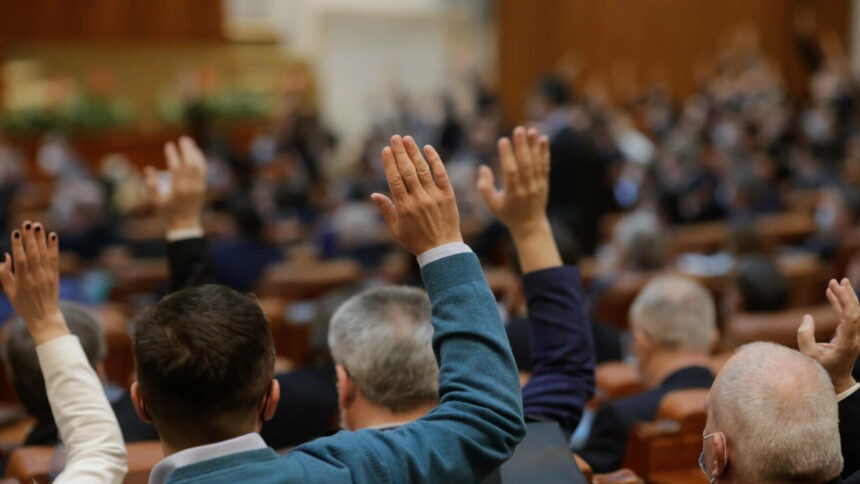 Parlamentarii pro-europeni formeaza 9 grupuri de lucru pentru crearea programului de guvernare