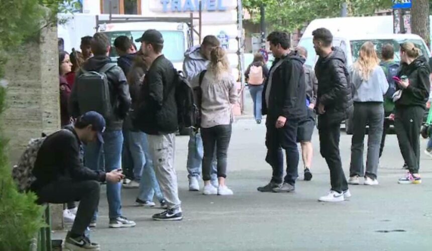 img De ce sunt atât de mulți tineri fără loc de muncă în România