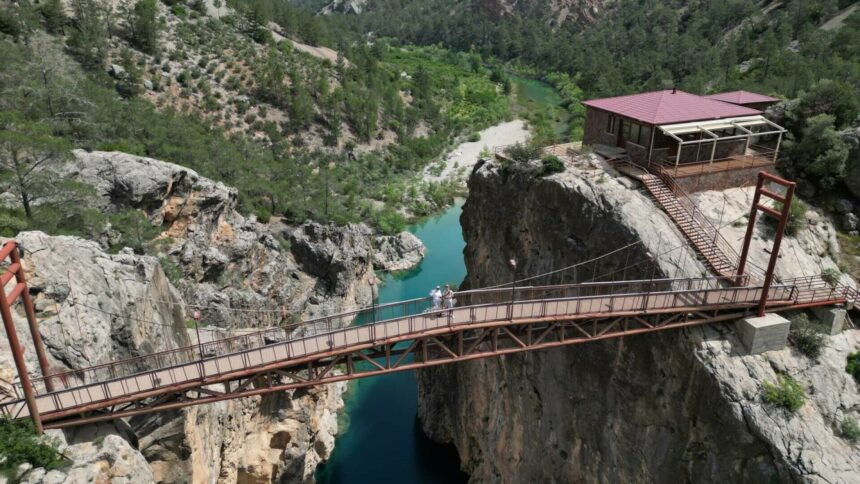 img Tragedie în lumea modei: Miliardarul Isak Andic a murit într-un accident dramatic