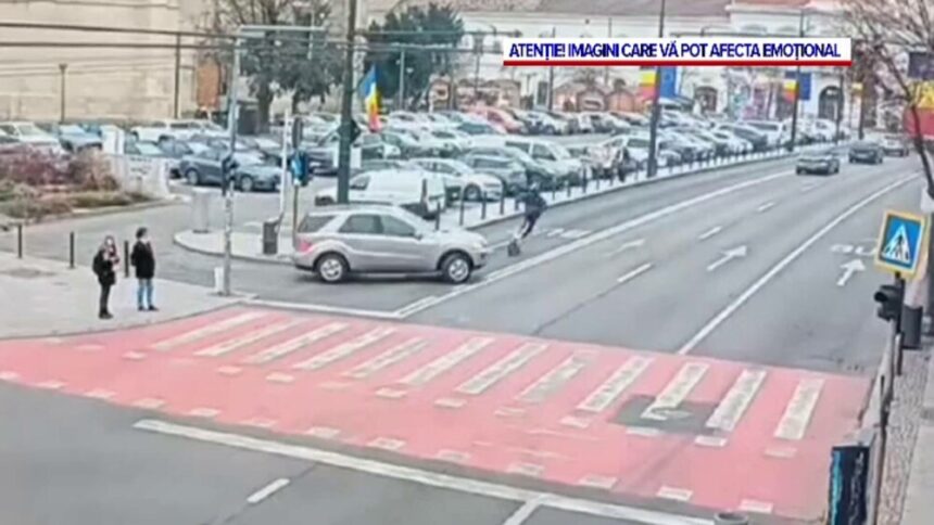 img Accident grav în centrul Clujului: Tânăr pe trotinetă spulberat de o mașină