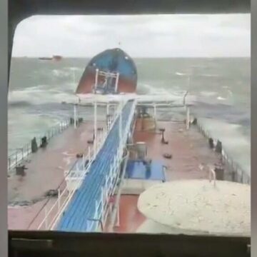 Probleme cu petrolierele rusești în Marea Neagră