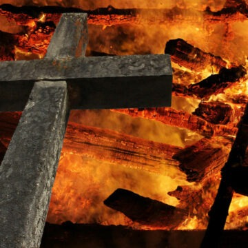 img Incendiu la altarul unei biserici din Timișoara