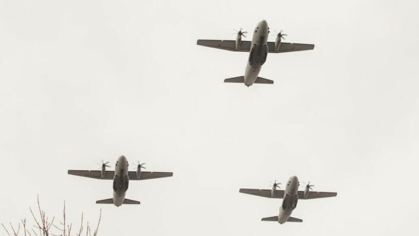 img Antrenamente ale Forțelor Aeriene în toată România