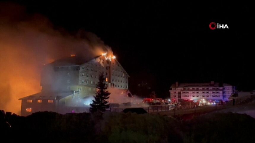 img Incendiu devastator la un hotel din Turcia