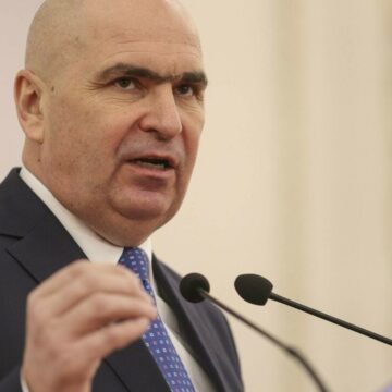 img Reforma la Senat: Ilie Bolojan anunta introducerea sistemului electronic de acces si reducerea cheltuielilor