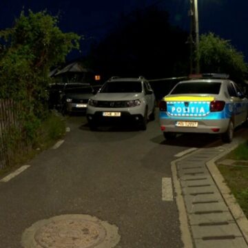 Doi bărbați reținuți pentru tâlhărie în Prahova