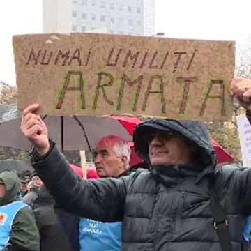 img Protest la Guvern al diferitelor categorii profesionale impotriva ordonantei-trenulet