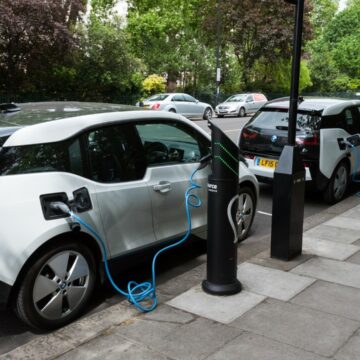 img BMW și producătorii chinezi contestă tarifele impuse de UE pentru mașinile electrice