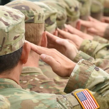 img Schimbări majore în armată: Trump interzice transexualii și oprește programele pentru diversitate