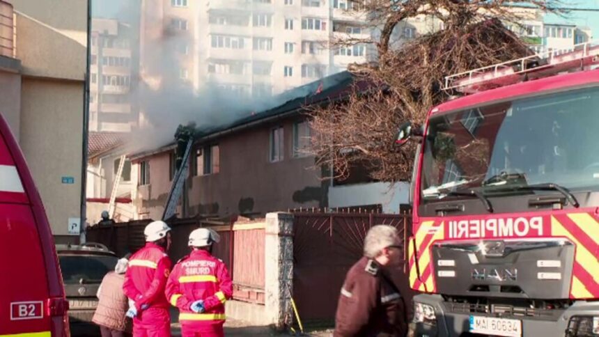 img Incendiu grav în Cluj-Napoca. Pompierii au luptat împotriva flăcărilor