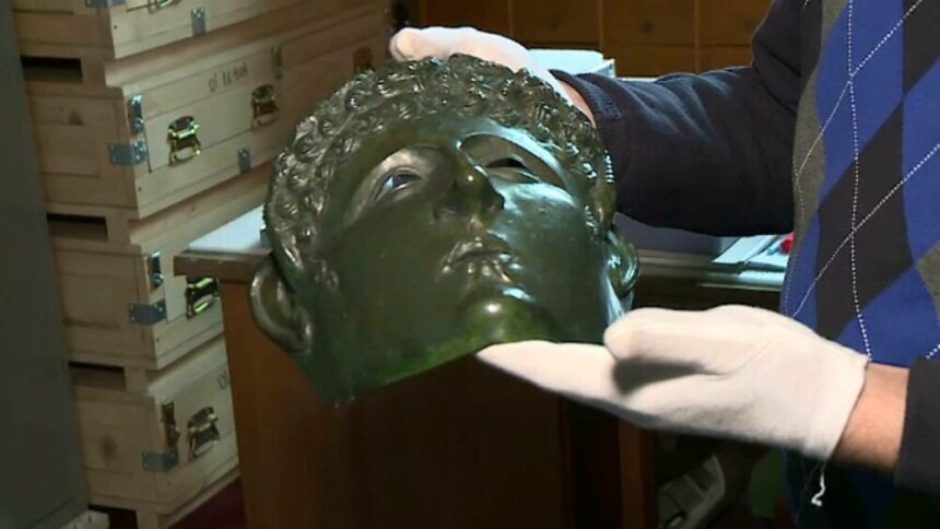 img Situația dramatică a Tezaurului Românesc păstrat în condiții precare la Muzeul Național de Istorie