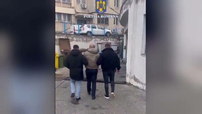 img Angajatul unei săli de jocuri din Brăila a scos toți banii din aparate și i-a jucat din nou, sperând să se îmbogățească