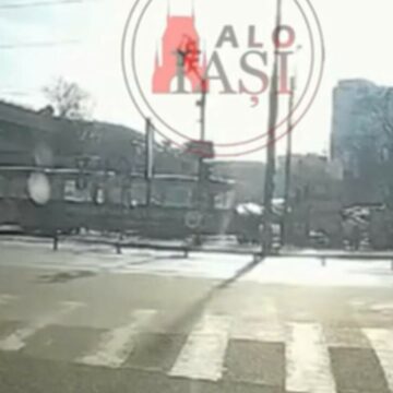 Incidentul tramvaiului din Iași: Vatmanul și pasagerii încearcă să oprească cu mâinile tramvaiul