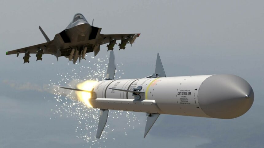 Investiție militară record a Poloniei: A cumpărat peste 200 de rachete anti-radar