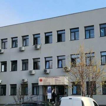 img Caz șocant la Spitalul din Râmnicu Vâlcea: Copilul ținut 4 zile cu branulă