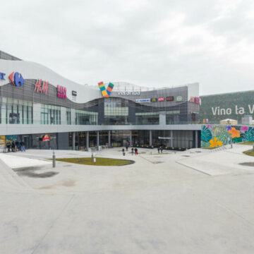 img Veranda Mall din București a fost scos la vânzare – Cine ar putea să-l cumpere?