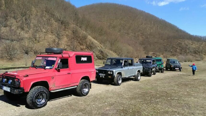 Expediție cu mașini ARO vechi de peste 20 de ani spre Norvegia