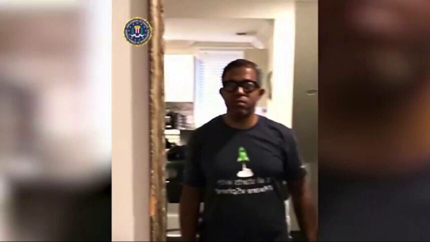 img Atacatorul din New Orleans voia să transmită live măcelul de Revelion cu ajutorul ochelarilor inteligenți