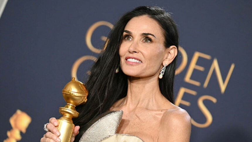 img Cum a sărbătorit familia lui Demi Moore prima sa victorie la Globurile de Aur. Momentul a fost filmat