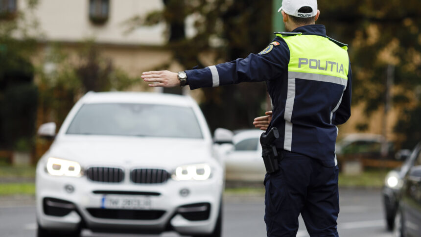 img Teribilist prins de polițiști după o cursă nebună prin Botoșani