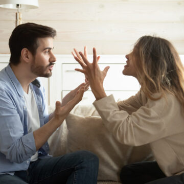 img Starul TikTok își dă în judecată iubita pentru că l-a părăsit – și toată lumea este de partea lui